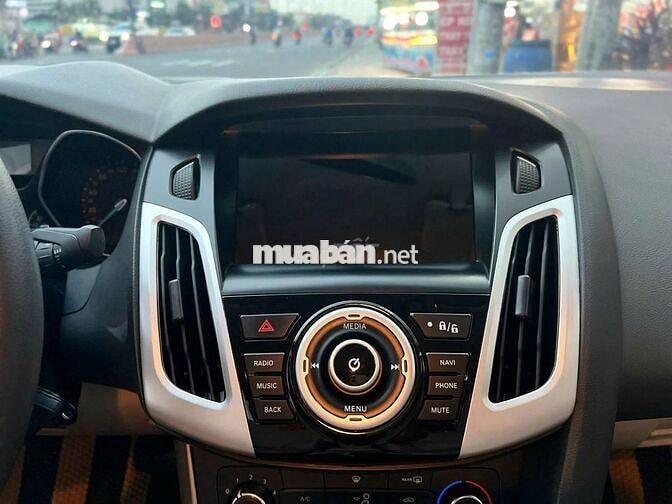 Ford Focus 2019 1.5 AT Trắng 80.000km