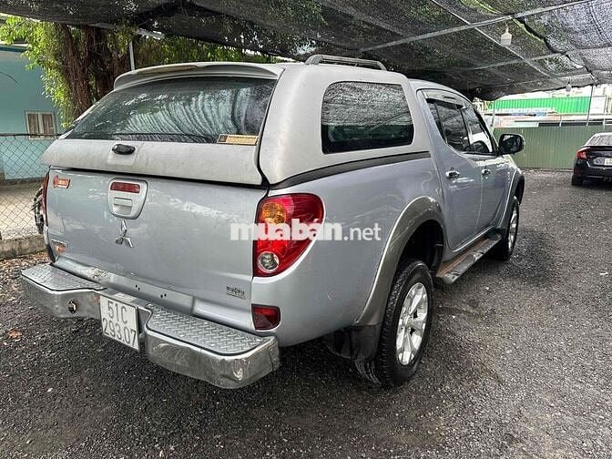 Mitsubishi Triton 2013 Bạc Thái Lan