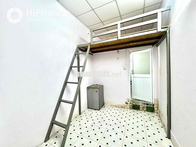 🏡Cho thuê phòng trọ gác sinh viên 3,xx có máy lạnh gần UEH trống sẵn🏡