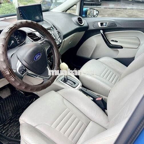 Ford Fiesta Titanium 1.5 AT 2016 Xanh