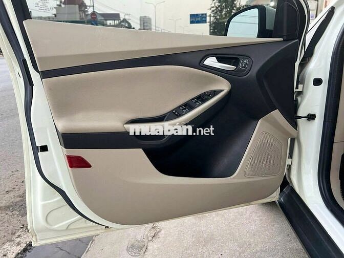 Ford Focus 2019 1.5 AT Trắng 80.000km