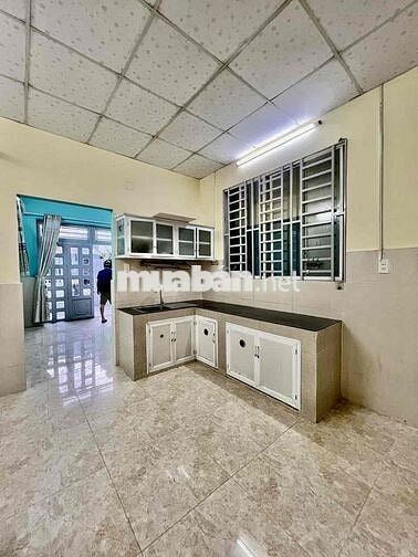 Cho Thuê Nhà DT 6x14 Nhà Cấp 4 (2Pn 1Wc Sân Xe) Gần Chợ Minh Phát Hẻm