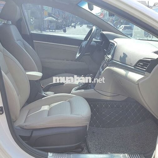 Hyundai Elantra 1.6AT Trắng 2021 27.000km