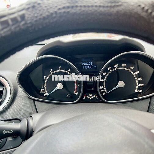 Ford Fiesta Titanium 1.5 AT 2016 Xanh