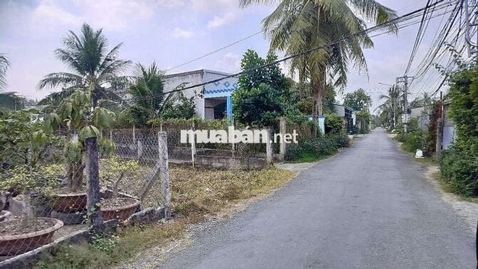 Đất 2 mặt tiền lộ Thống Nhất cách chợ P7 500m