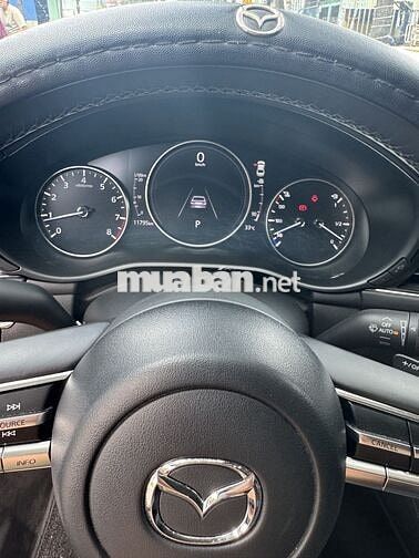 Mazda Mazda 3 Luxury 2024 11800 km Đen