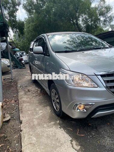 Toyota Innova 2015 Tự động Bạc