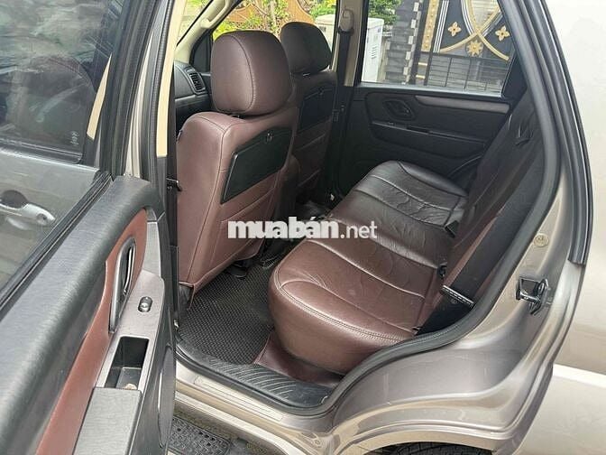 Ford Escape 2009Xám 86239 km