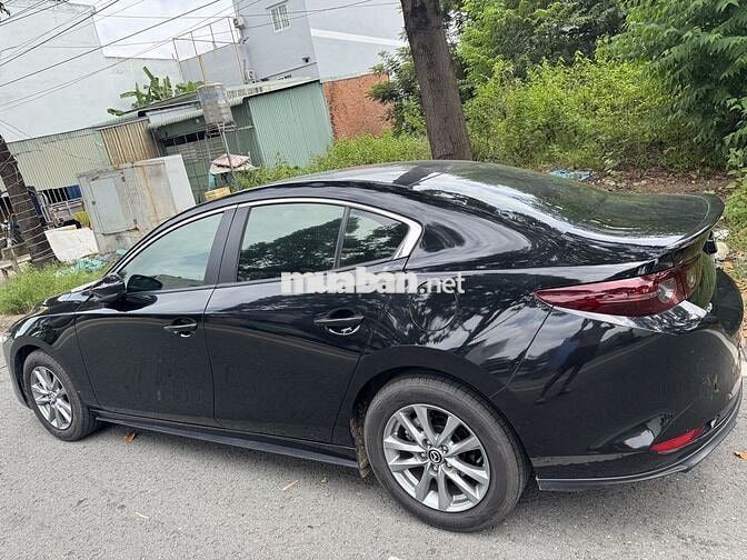 Mazda Mazda 3 Luxury 2024 11800 km Đen