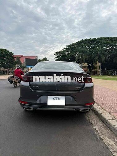 Mazda Mazda 3 Luxury 2022 Xám 42000 km