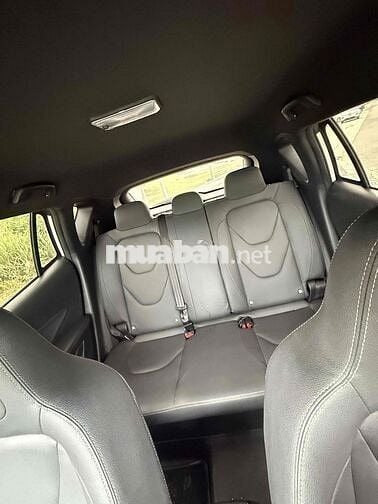 Xe điện VinFast VF e34 Trắng