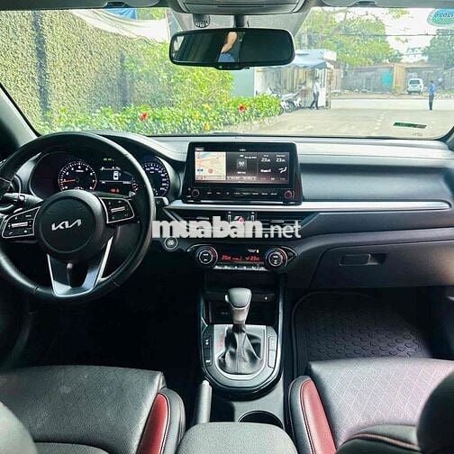 Kia K3 Premium Xanh 5 chỗ