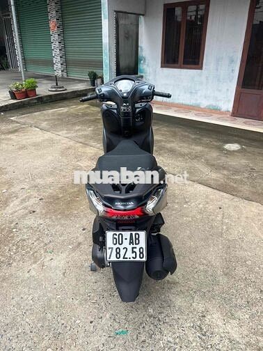 Honda Lead 2026 Xám 2.400km bán trả góp