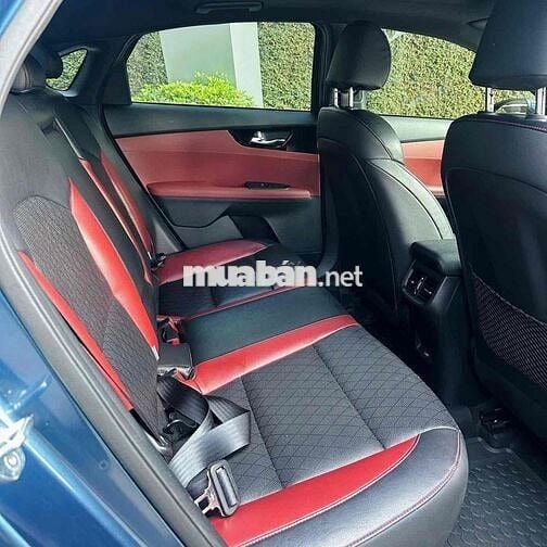 Kia K3 Premium Xanh 5 chỗ