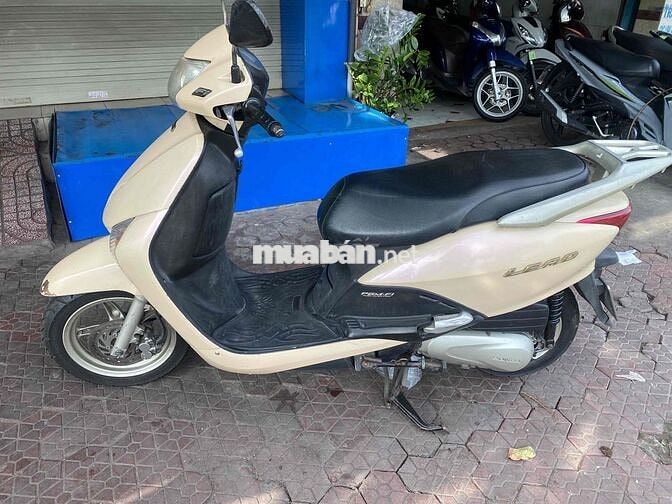 Honda Lead đá chống tắt máy