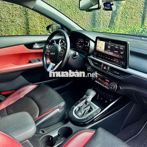 Kia K3 Premium Xanh 5 chỗ