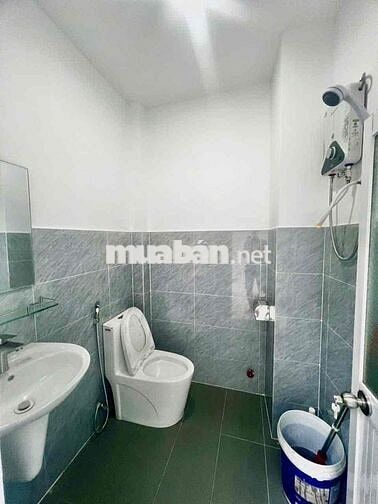 1PN có gác - Ban công sẵn M.lạnh gần Nguyễn Ảnh Thủ, CVPM Quang Trung