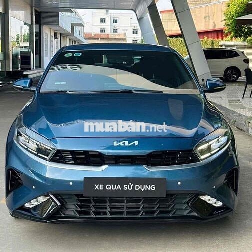 Kia K3 Premium Xanh 5 chỗ