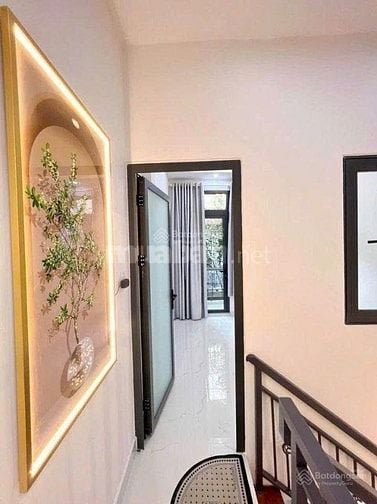 Nhà đẹp ô tô vào tận nhà SHR 60m² 4 tầng, 5 phòng ngủ, 6.2 tỷ