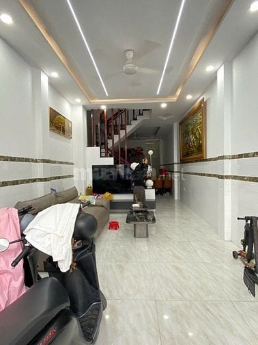Nhà đẹp ô tô vào tận nhà SHR 60m² 4 tầng, 5 phòng ngủ, 6.2 tỷ