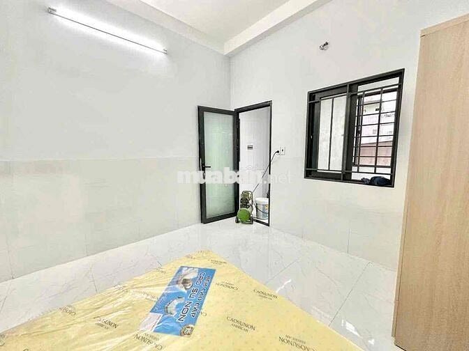 CHO THUÊ PHÒNG CỬA SỔ TRỜI THOÁNG NGAY CÔNG VIÊN PHẦN MỀM QUANG TRUNG
