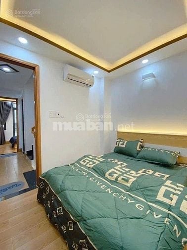 Nhà đẹp ô tô vào tận nhà SHR 60m² 4 tầng, 5 phòng ngủ, 6.2 tỷ
