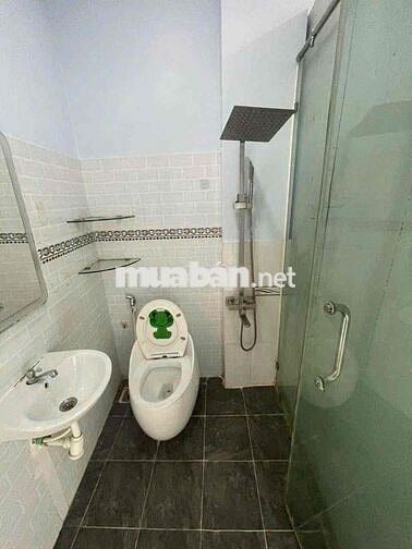 Nhà [ 8 x 10] 1 lầu (3PN) hẻm 8m thông ,đuòng Lê Văn Quới