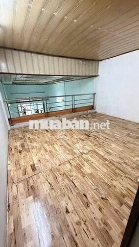 NHÀ CHO THUÊ MẶT TIỀN ĐƯỜNG VƯỜN LÀI 4X30M SUỐT CÓ 1 LỬNG CUỐI NHÀ