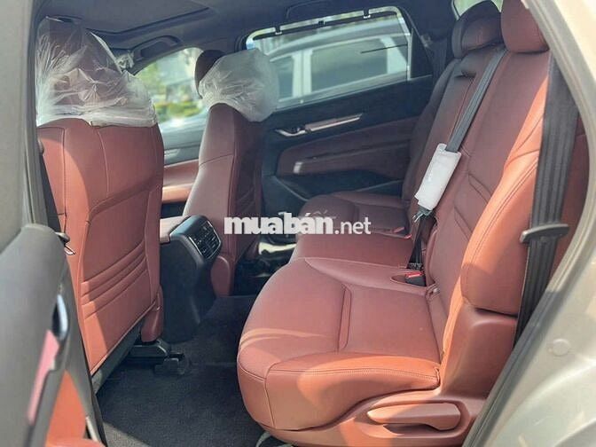 Mazda CX-8 Khuyến mãi ngập tràn.