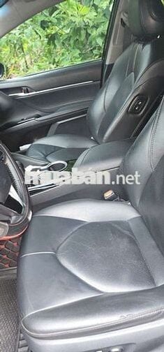 Toyota Camry 2.0G 2019 95000 km Đen