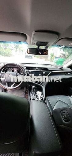 Toyota Camry 2.0G 2019 95000 km Đen