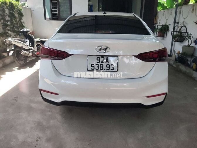 Hyundai Accent 2020 Trắng Số sàn 220.000 km