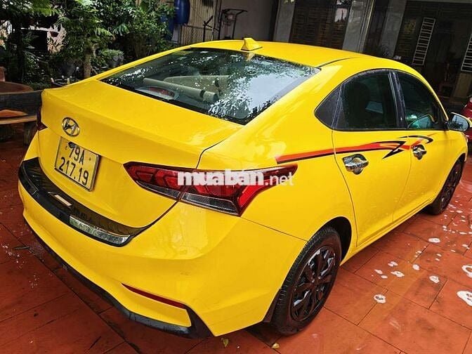 Hyundai Accent 2018 Bản thiếu Vàng