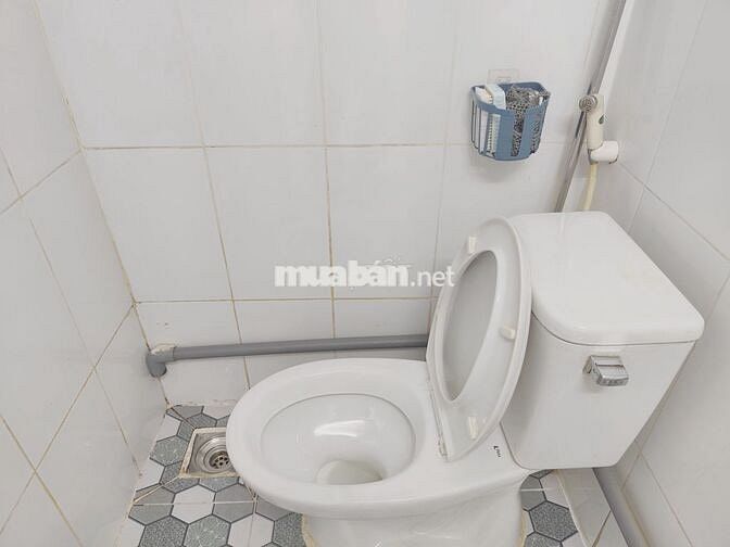 𝐓𝐎𝐈𝐋𝐄𝐓 đầy đủ, CỬA SỔ, 𝐅𝐔𝐋𝐋 GẠCH | Đ.C2 LÊ VĂN LƯƠNG(🏘️TRỌ 𝑨𝑵𝑯 𝑽𝑰𝑵𝑯)