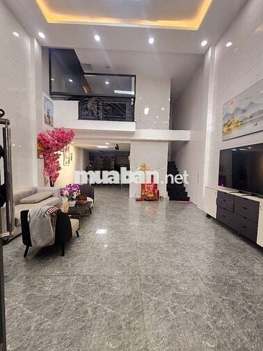 Nhà 4 Tầng 6 x 19 Mặt tiền Chợ Nông Sản Đầu Mối Thủ Đức