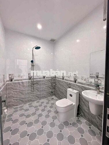 CHO THUÊ NHÀ HẺM 283 TRẦN QUANG DIỆU