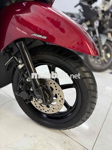 xe TRÙM MỀN. Grande 2024 Đỏ Hybrid ABS