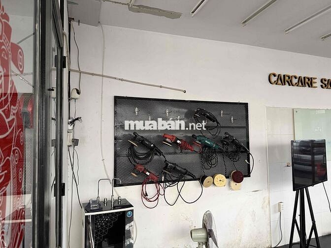 SANG NHƯỢNG MẶT BẰNG CHĂM SÓC XE