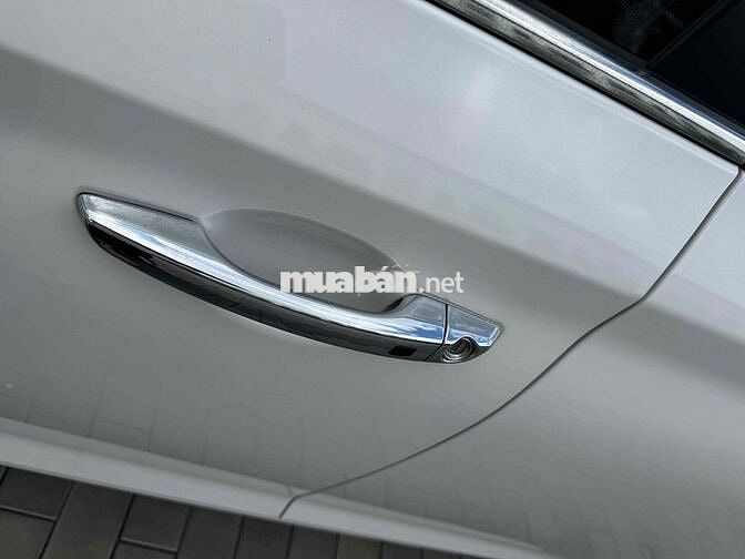Hyundai Accent 2023 AT đặc biệt Trắng