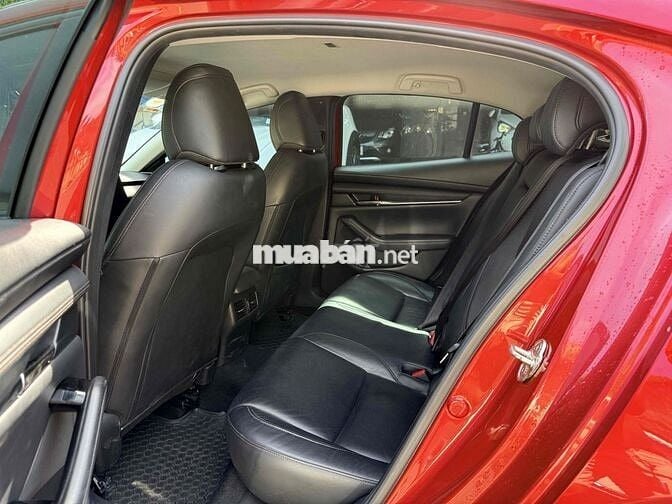 Mazda 3 1.5 Luxury 2022. chất xe siêu lướt.