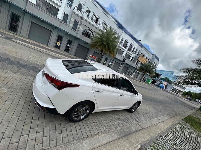 Hyundai Accent 2023 AT đặc biệt Trắng