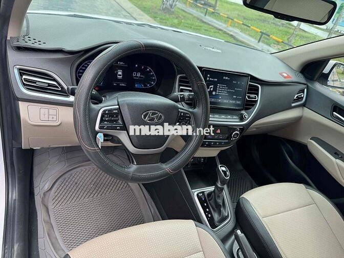 Hyundai Accent 2023 AT đặc biệt Trắng