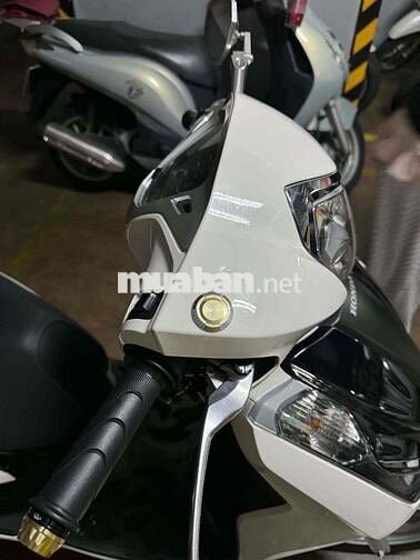 Honda Lead 2026 Cao cấp Trắng 2.000 km