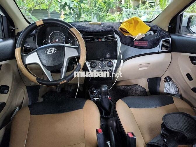 Hyundai Eon 2012 Trắng