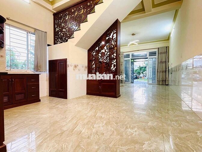 Cho Thuê Nhà 1 Trệt 1 Lầu Có 2 Máy Lạnh KDC Hoàng Quân Cần Thơ
