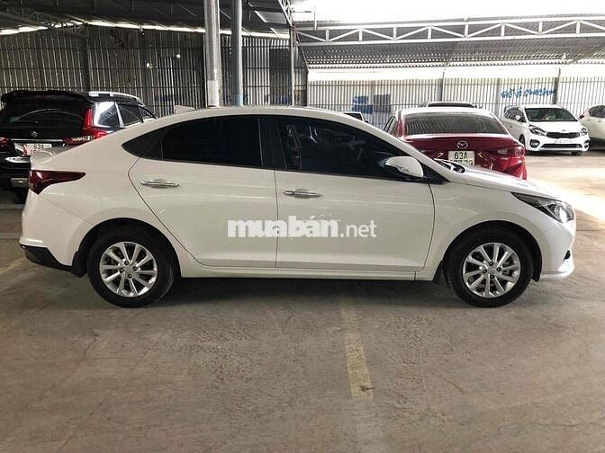 Hyundai Accent 2021 AT tiêu chuẩn Trắng 23150 km
