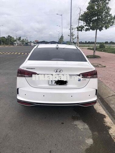 Hyundai Accent 2021 AT tiêu chuẩn Trắng 23150 km