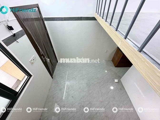 PHÒNG MỚI XÂY SÁT ĐẠI HỌC VĂN LANG CÔNG NGHIỆP CÓ BAN CÔNG ĐA DẠNG GIÁ