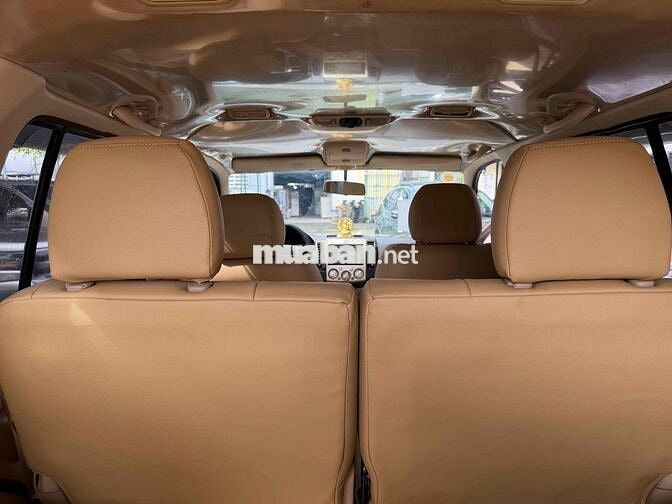 Ford Everest 2012 Số sàn Vàng cát 128.000km