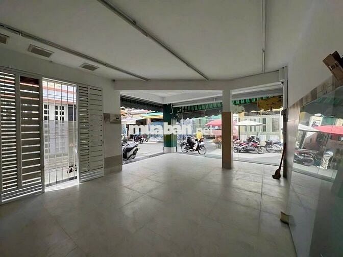 Cần cho thuê Mặt Bằng Góc 2MT Chử Đồng Tử P.7 Q.Tân Bình